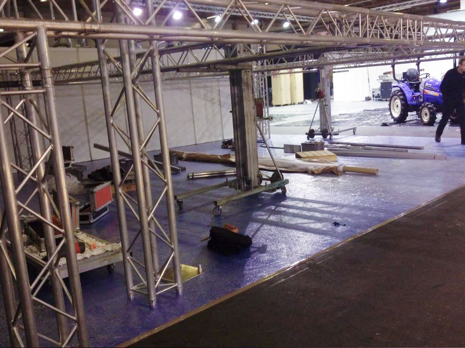 Truss and rigging equipment